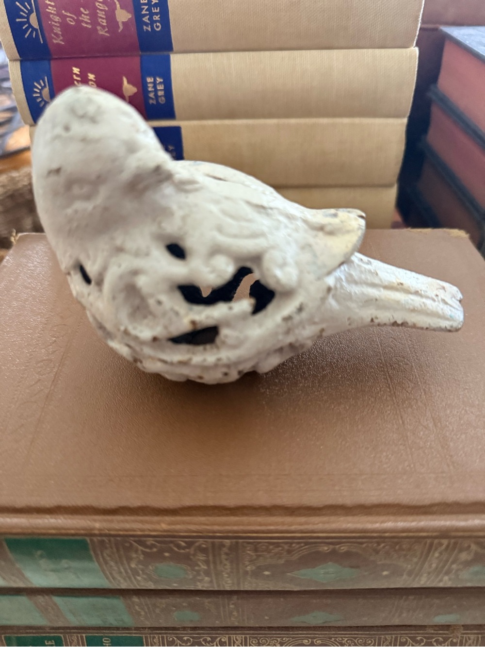 Cast Iron filigree vintage bird